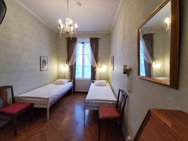 Ulfshyttans Herrgard, Naera Romme Alpin Borlänge Chambre photo